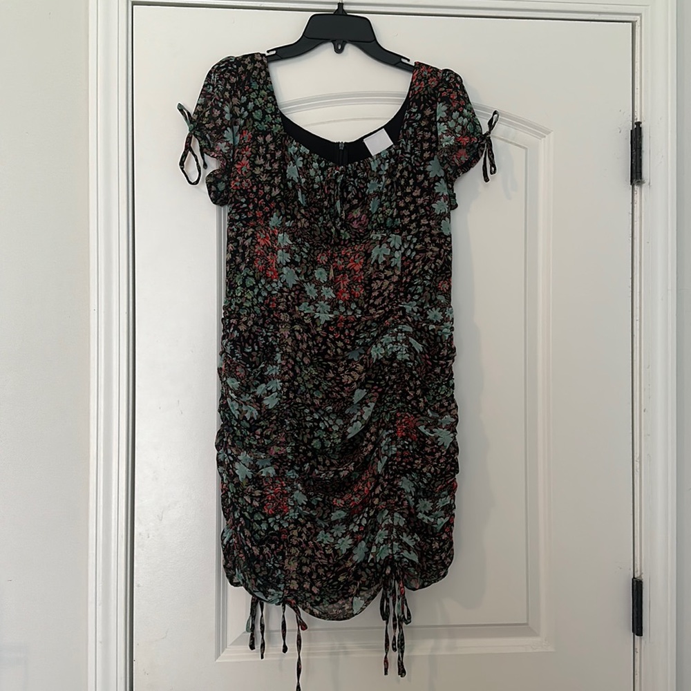 Floral Ruched Mini Dress 💘